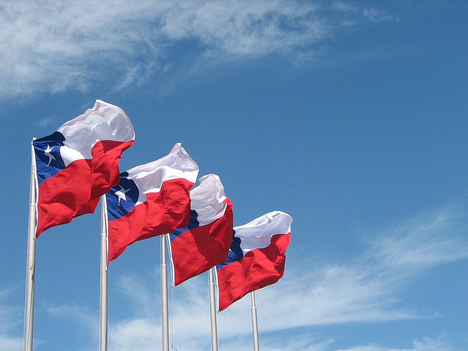 Chile flags in Puerto Montt (Mark Scott Johnson)